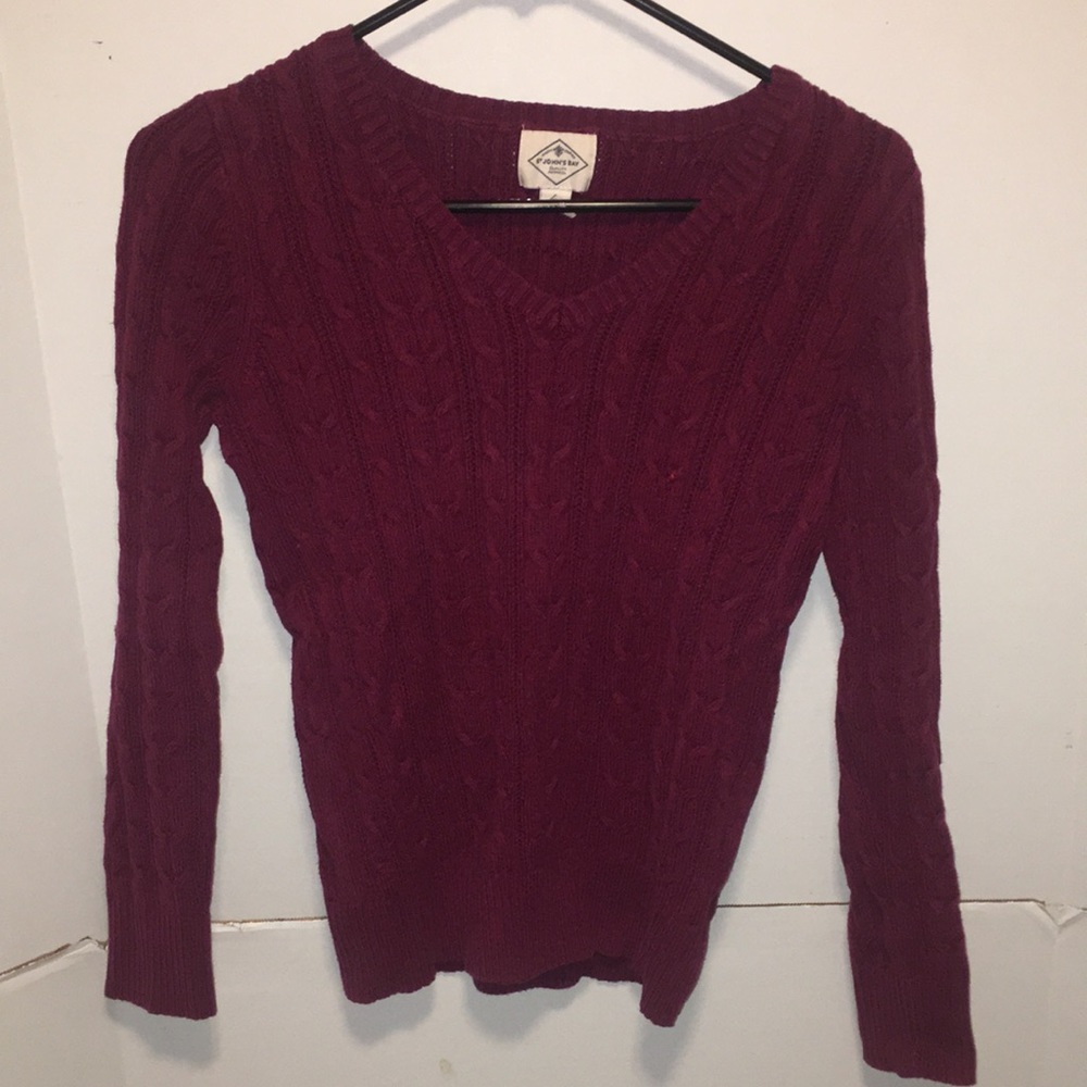 ST JOHNS BAY V NECK CABLEKNIT SWEATER SIZE S